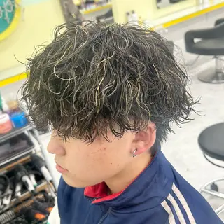 ショート カラー パーマ メンズ 韓国レイヤーカット /REIのヘアスタイル