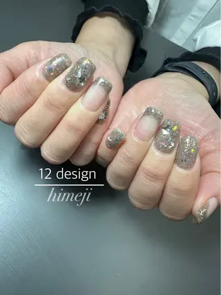 ネイル 12 designのネイルデザイン