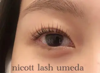 マツエク・マツパ サクラブロウ 大阪駅前第4ビルのマツエク・マツパデザイン