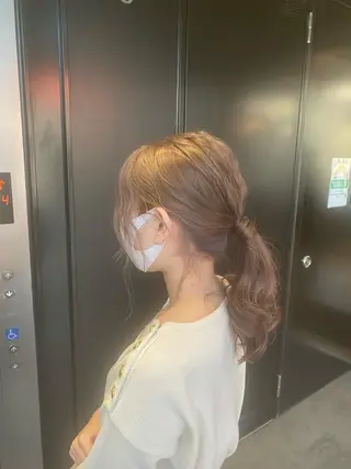 ロング カラー パーマ ヘアアレンジ re naのヘアスタイル