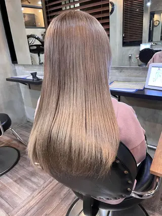 セミロング La fith hair ponte所属・🔥ハイトーン🔥 🌈柴田尚貴🌈のヘアスタイル