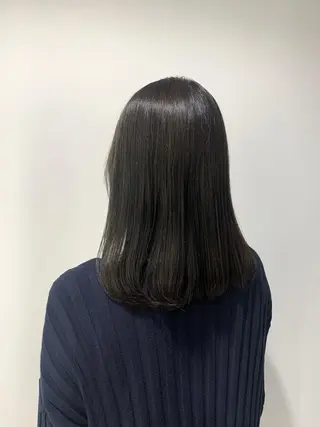 ミディアム カラー 壽真央 /ブリーチカラーのヘアスタイル