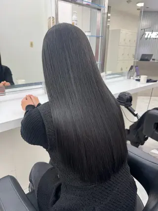 カラー noa🫧美髪/ 透明感カラーのヘアスタイル