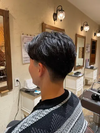 ショート パーマ メンズ Artice  HOMME所属・森本 修吏のヘアスタイル