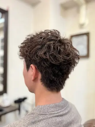 ショート パーマ メンズ メンズ/スパイキー ショート/isseyのヘアスタイル