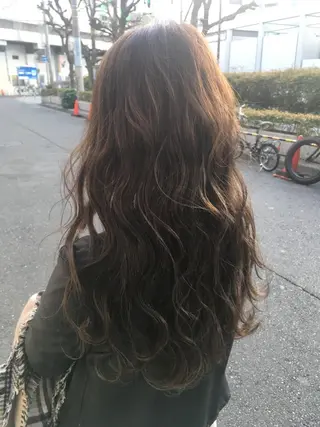 ロング カラー 髪質改善 中川　翔のヘアスタイル