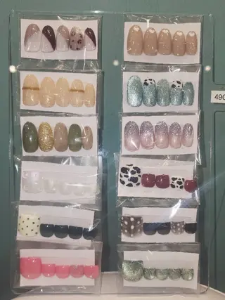 ネイル 💙🤍Tiary M🤍💙のネイルデザイン