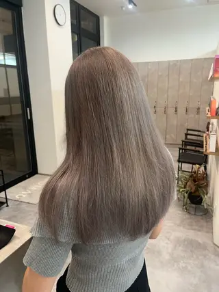 セミロング カラー NOMAD hair design印西牧の原千葉ニュータウン所属・菊永 智春のヘアスタイル