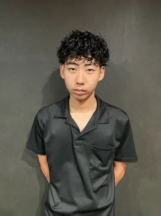 ミディアム パーマ メンズ Les  Mains所属・Les Mainsのヘアスタイル