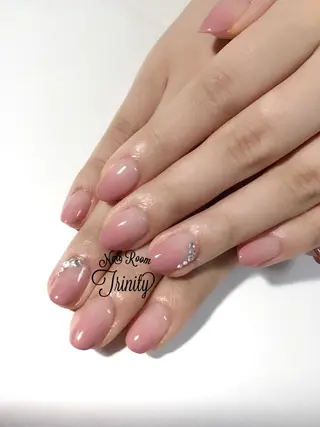 ネイル Trinity staffのネイルデザイン