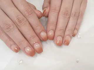 ネイル なつか🍒口コミ好評 駅近1分 パラジェルのネイルデザイン