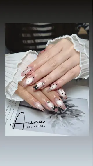 ネイル Aura Nail Studioのネイルデザイン
