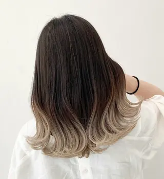 セミロング 薮本 真優のヘアスタイル