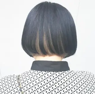 ショート カラー ブリーチ、パーマ 西部笑のヘアスタイル