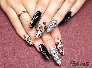 ロング ネイル T&A nailのネイルデザイン