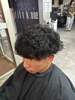 パーマ メンズ メンズ特化✨️ 韓国風パーマ🔥一八のヘアスタイル