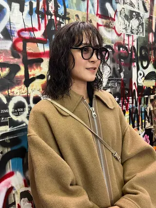 ミディアム カラー パーマ NOUN所属・eri kinjoのヘアスタイル