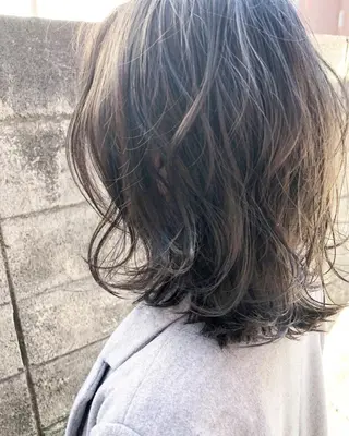 ミディアム カラー パーマ 髪質改善、エクステ 山口卓哉のヘアスタイル