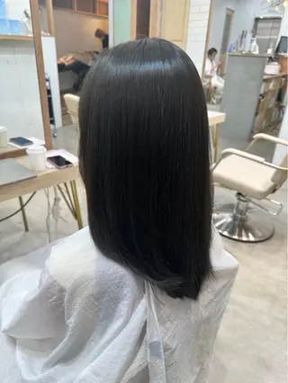 セミロング ELEANOAH TOKYO エレノア トーキョー所属・RENA 🎀のヘアスタイル