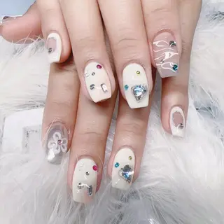 ネイル JOJOネイル所属・JOJO ネイルのネイルデザイン
