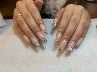 ネイル Nanami | BINELのネイルデザイン