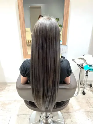 ロング カラー 髪質改善SALON CLALA by Manis of hair所属・尾崎 百花のヘアスタイル