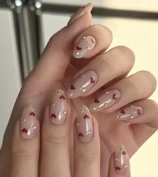 ネイル Queens テイのネイルデザイン