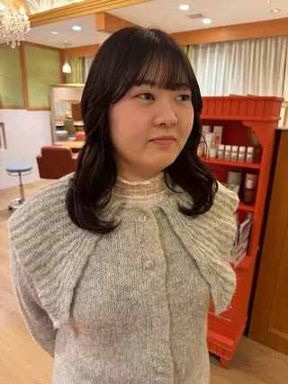 ミディアム カラー haruna🐈🎀 / Lita 4Fのヘアスタイル