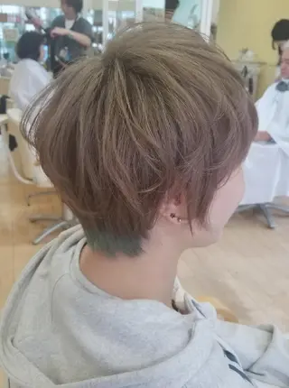 ショート 関口 友菜のヘアスタイル