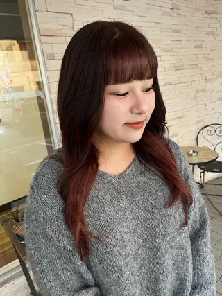 ロング カラー 喜屋武 美月のヘアスタイル