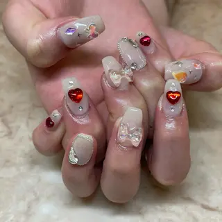 ネイル UnFLAIR KASUMIのネイルデザイン