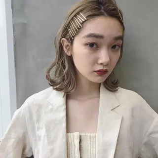 セミロング カラー ブームボックス所属・🐝ハイトーンカラー hachi🐝のヘアスタイル
