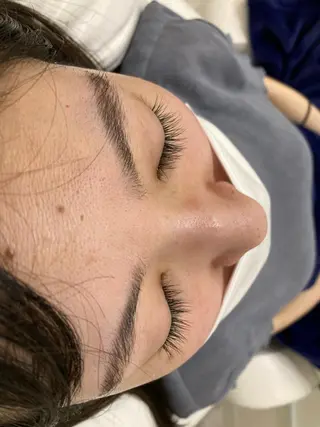 マツエク・マツパ ココラッシュ新宿西口所属・M. SHIORIのマツエク・マツパデザイン