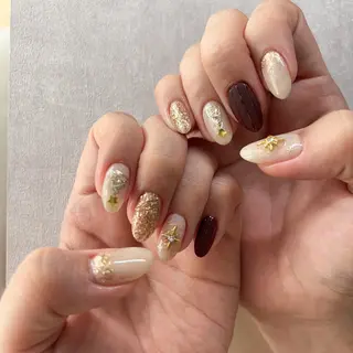 ネイル 徳山 里美のネイルデザイン