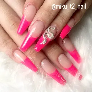 ネイル private nail salon T2所属・MI KUのネイルデザイン