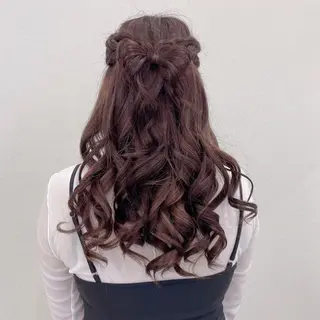 ロング ヘアアレンジ CARELLY 流山おおたかの森所属・CARELLY Rukaのマツエク・マツパデザイン