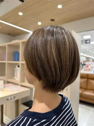 ショート IRO所属・神田 桃菜のヘアスタイル