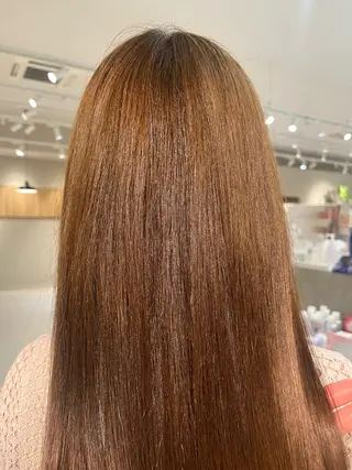 カラー 森 理音のヘアスタイル