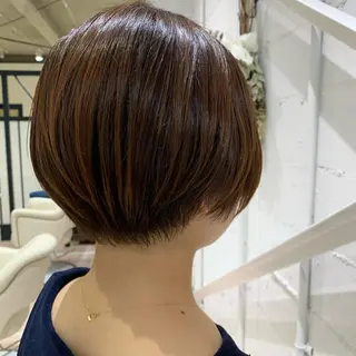 ショート カラー ayano ．のヘアスタイル