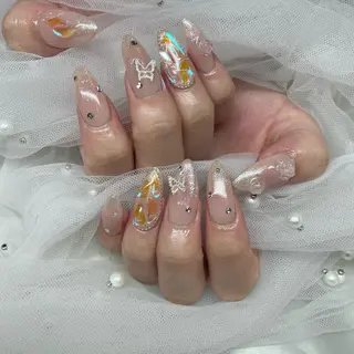 ネイル 金井 奈々のネイルデザイン