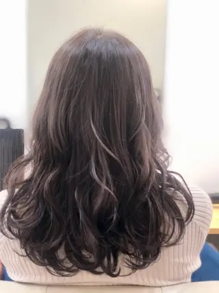 セミロング H by Real meのヘアスタイル