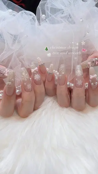 ネイル classic 新横浜所属・山田 暉のネイルデザイン