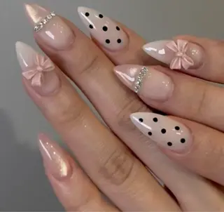 ネイル Kawaii Nail Salon所属・YURI NAIL NARITAのネイルデザイン