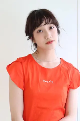 ロング ヘアアレンジ 中東 真子のヘアスタイル