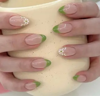 ネイル NailSalon✨ Écrinエクランのネイルデザイン