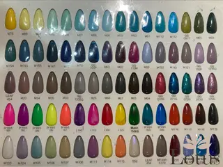 ネイル elu しみずのネイルデザイン