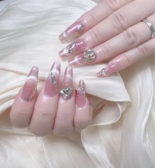 ネイル uuネイルサロン所属・uu ネイルサロン関内🌼のネイルデザイン