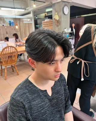 ミディアム パーマ メンズ メンズカットパーマ ✂️ JOYAのヘアスタイル