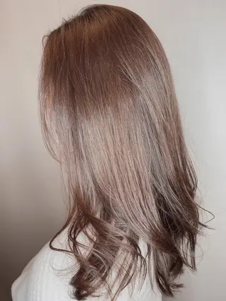 ロング SHINKA所属・小倉 愛のヘアスタイル
