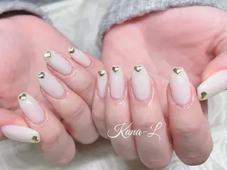 ネイル 芦辺 香奈のネイルデザイン